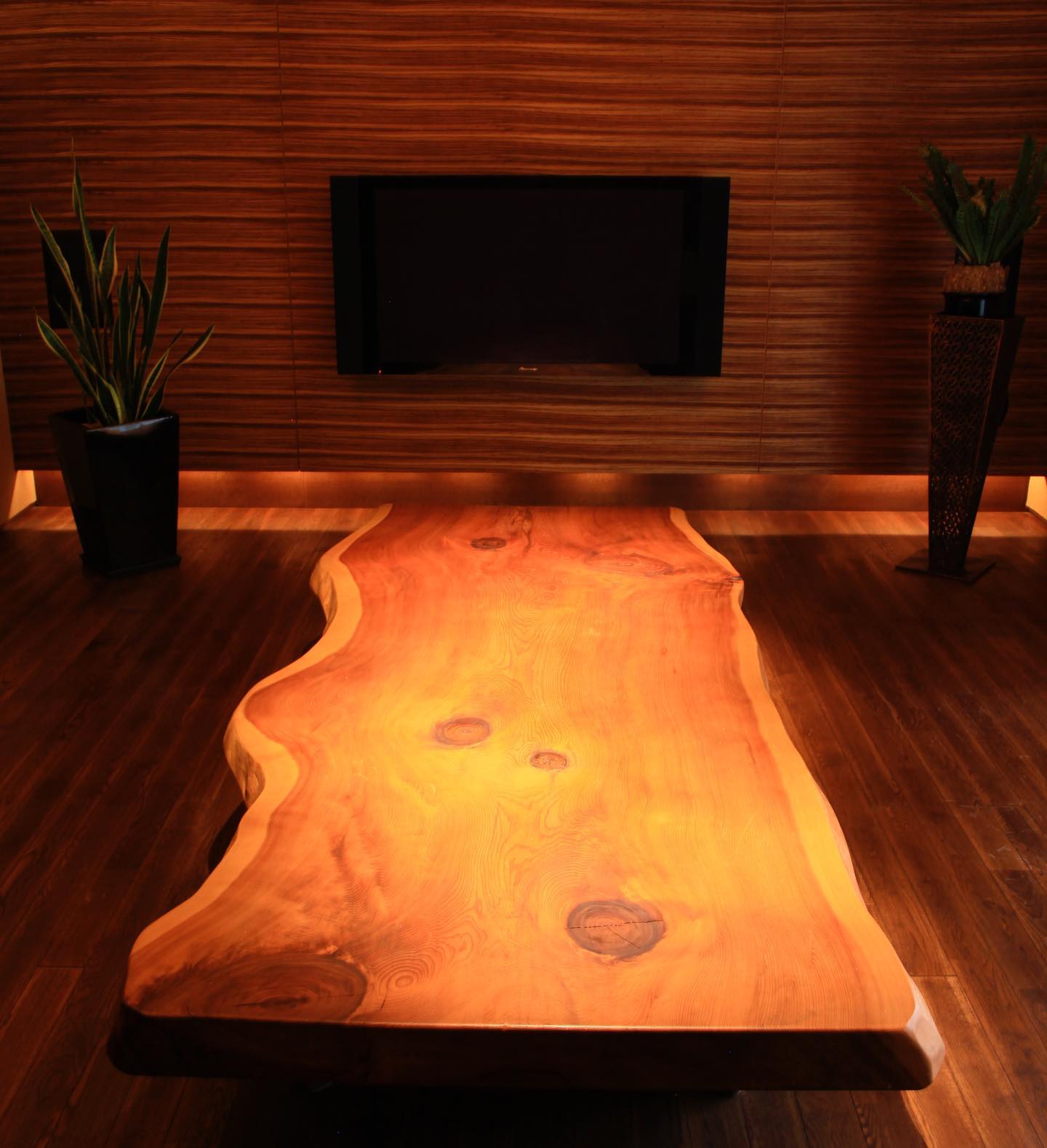 座卓/杉一枚板〈周南市鹿野産 樹齢850年〉